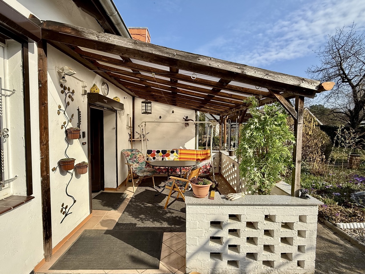 Überdachte Terrasse